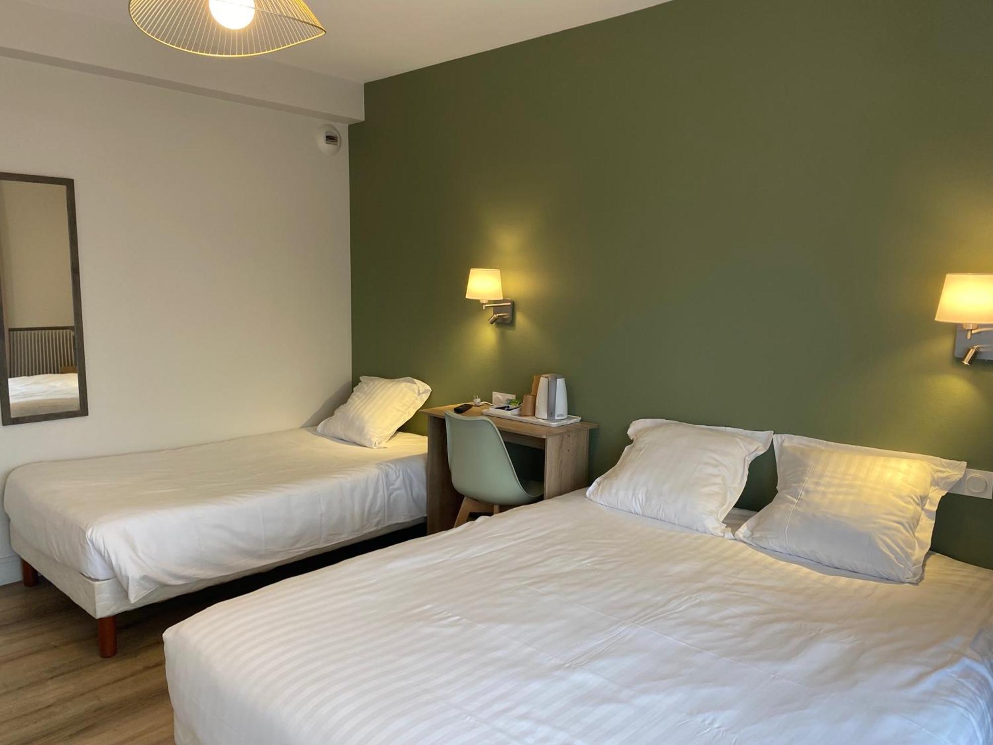 Hotel De Bretagne Fougères Εξωτερικό φωτογραφία